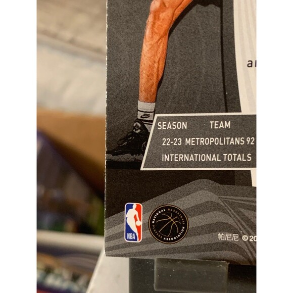 2023-24 Panini Revolution Victor Wembanyama #104 RC Rookie - Picture 7 of 10